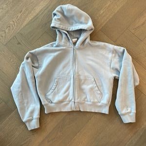 Aritzia TNA cozy fleece boyfriend body zip hoodie. Size S. Pale blue colour